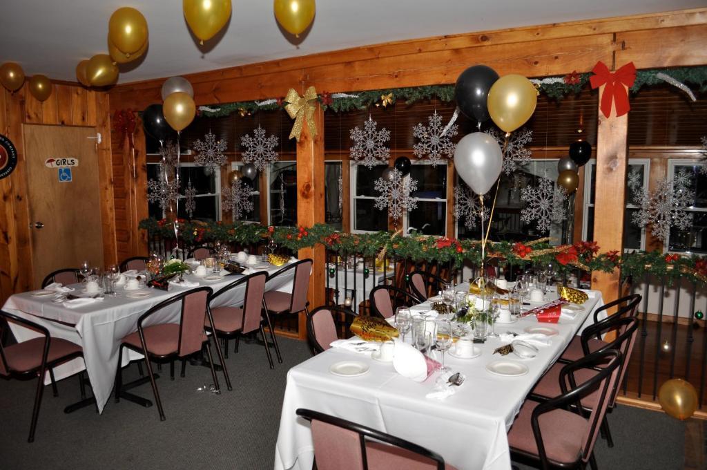 Red Umbrella Inn Minden Hills 外观 照片
